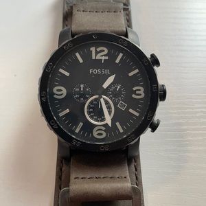 Fossil Men’s Watch with Leather Strap